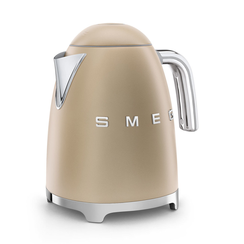 Smeg KLF03CHMEU bollitore elettrico 1 7 L 2400 W Oro Promozione temporanea